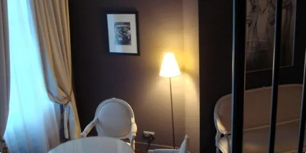 Mazarin Hotel 4*