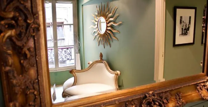 Mazarin Hotel