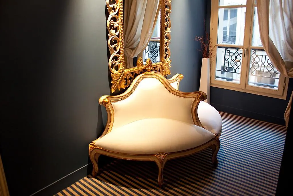 Mazarin Hotel